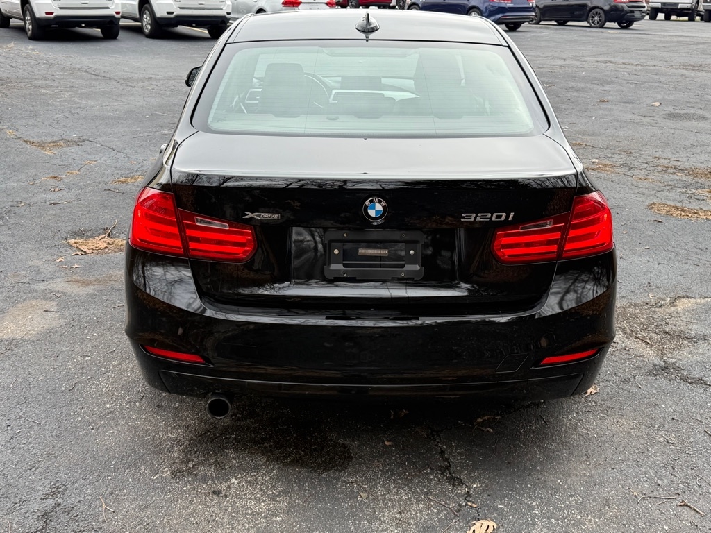 BMW 3-Series 320i xDrive 2014