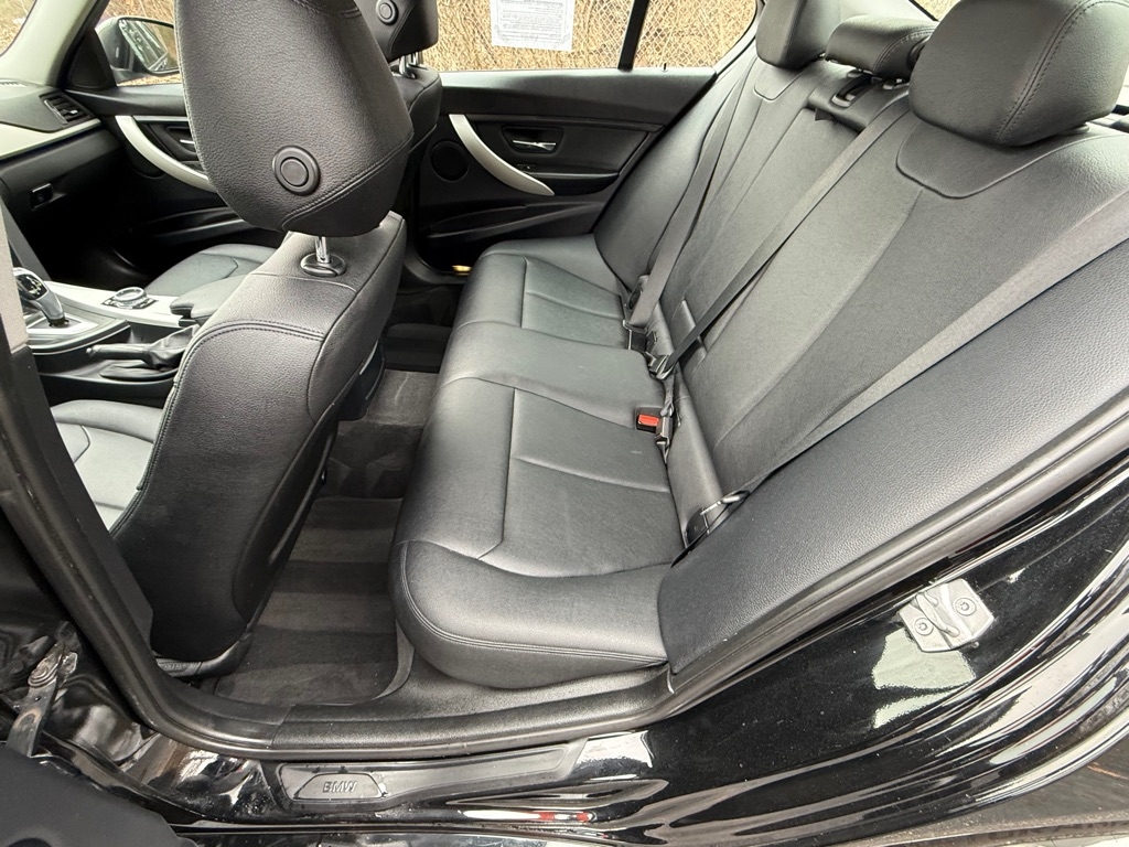 BMW 3-Series 320i xDrive 2014