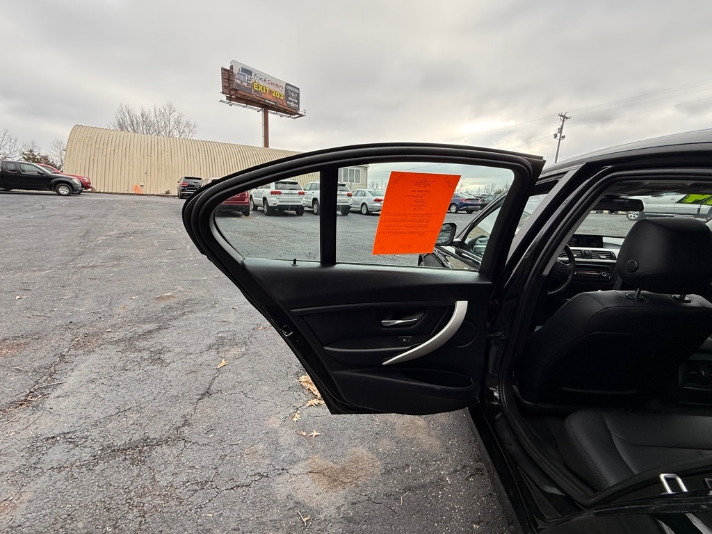 BMW 3-Series 320i xDrive 2014