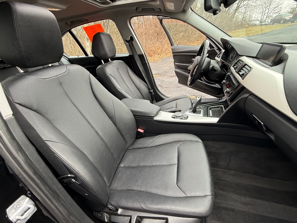 BMW 3-Series 320i xDrive 2014