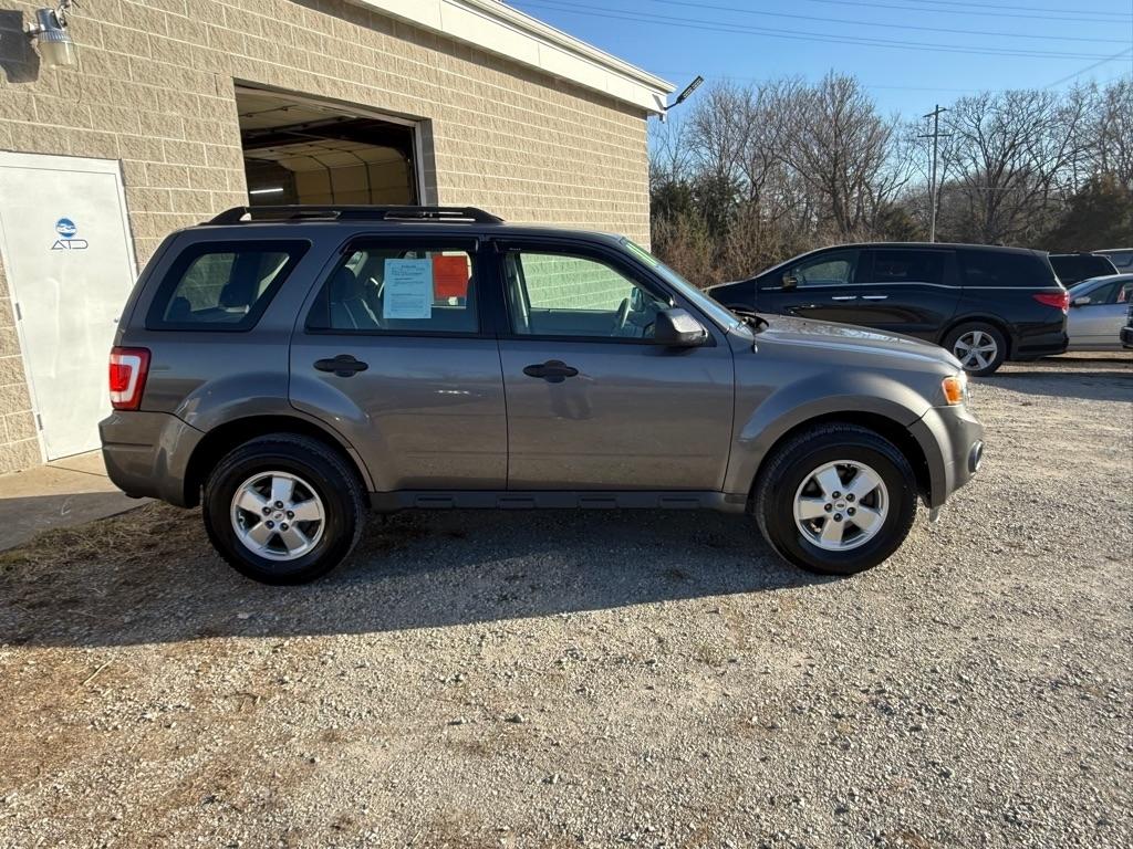 Ford Escape XLS 4WD AT 2011