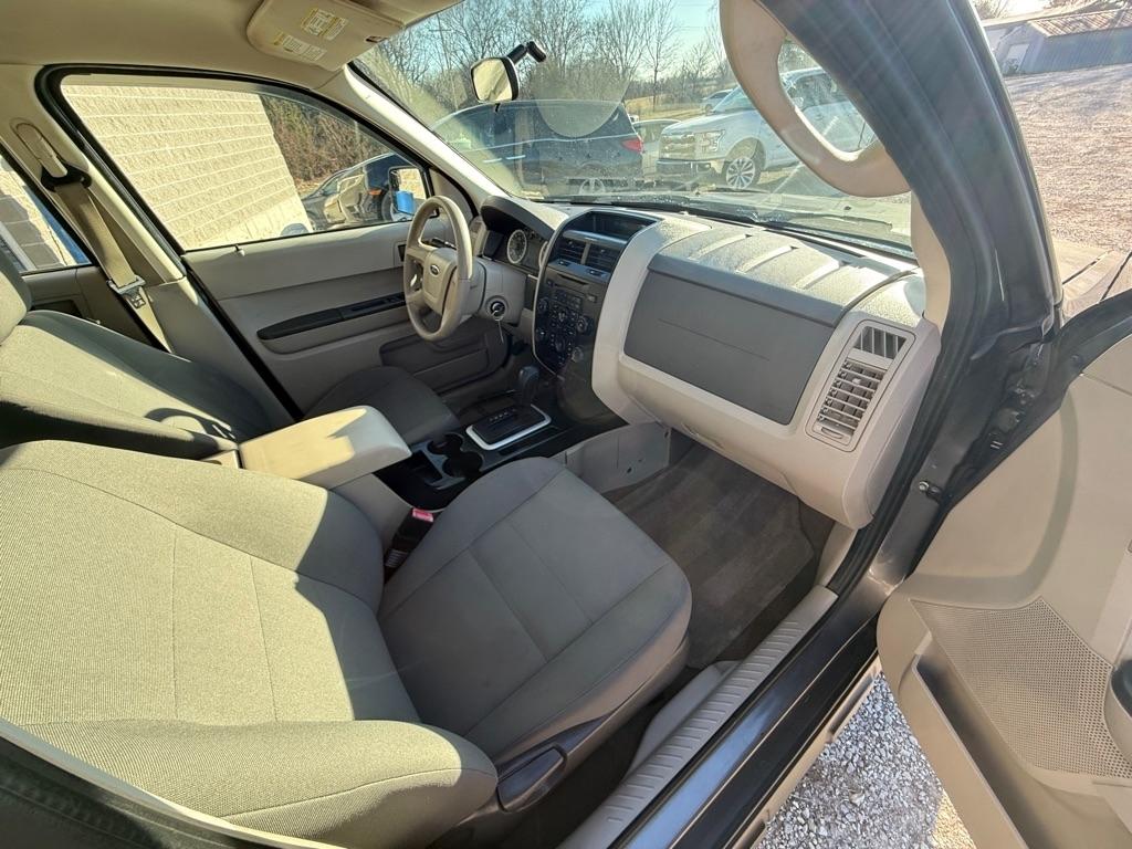 Ford Escape XLS 4WD AT 2011