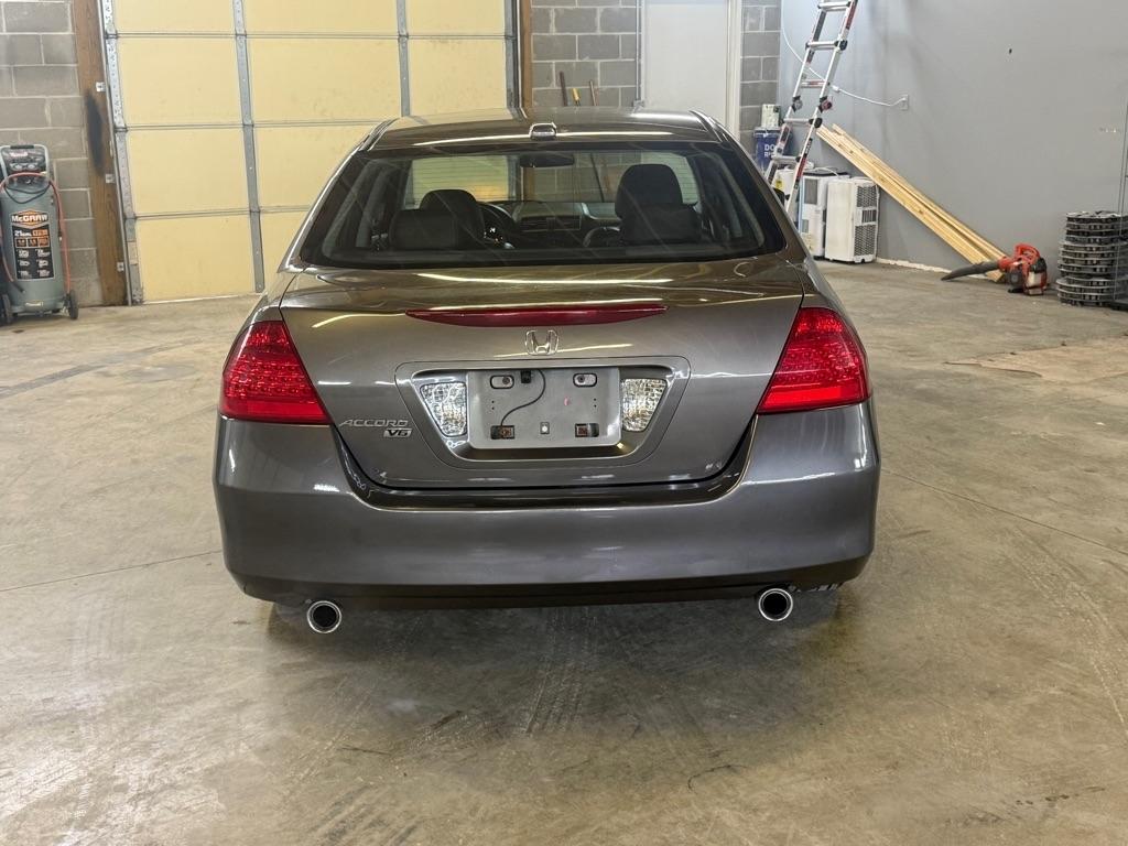 Honda Accord EX V-6 Sedan AT w/ XM Radio 2006