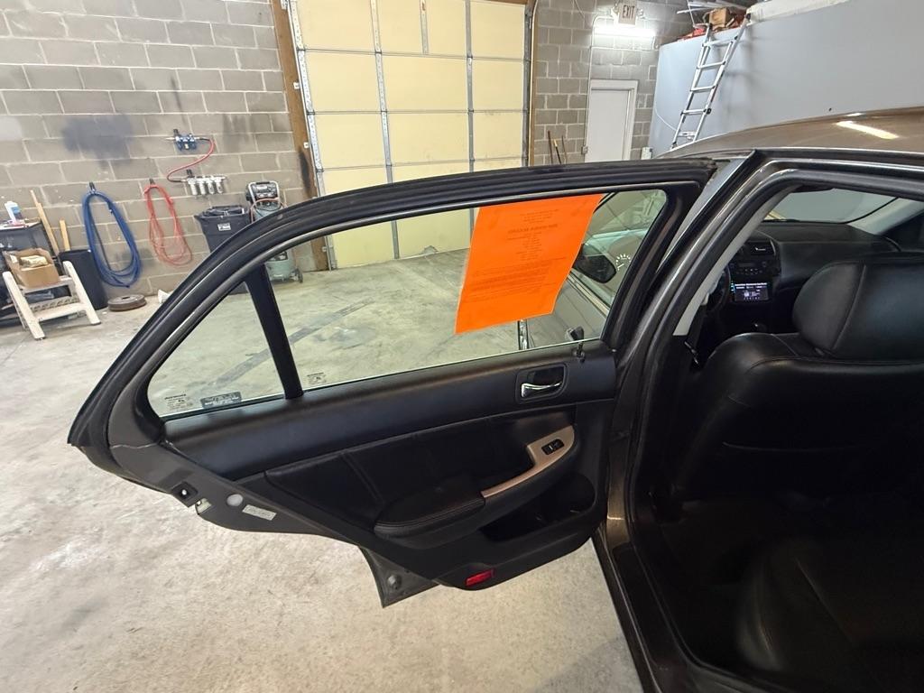 Honda Accord EX V-6 Sedan AT w/ XM Radio 2006