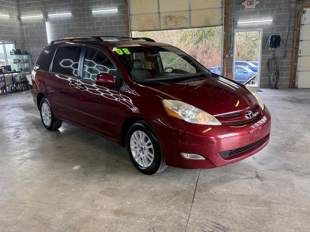 Toyota Sienna XLE FWD 2008
