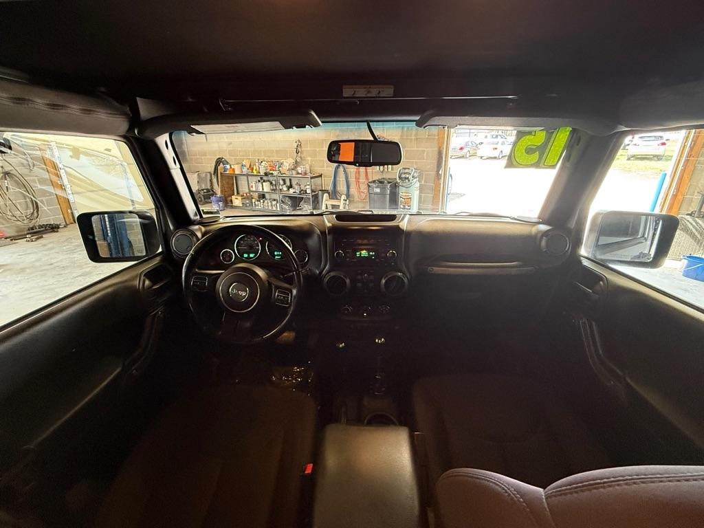 Jeep Wrangler Unlimited Sport 4WD 2015