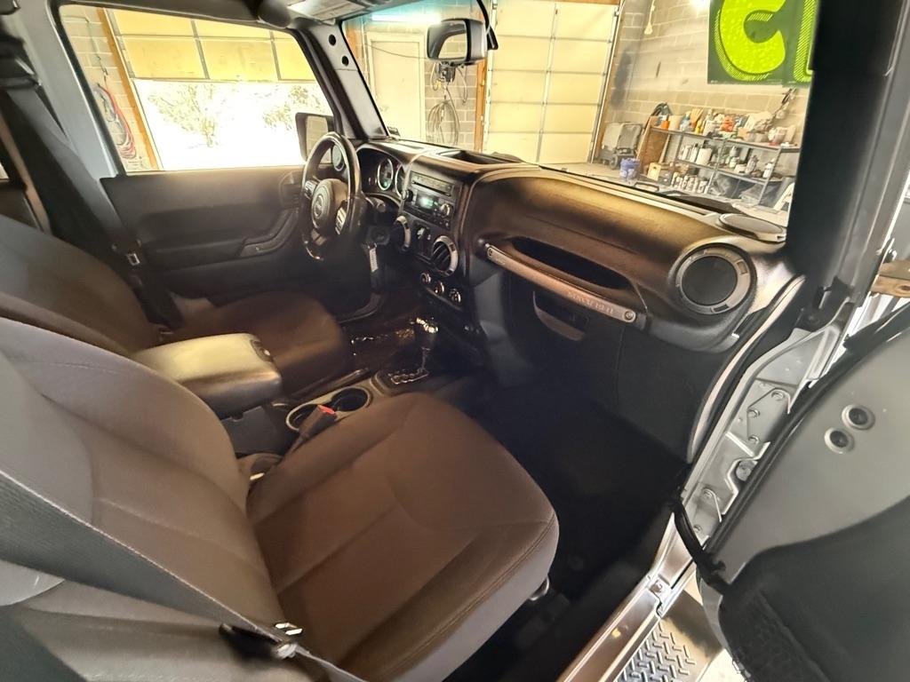 Jeep Wrangler Unlimited Sport 4WD 2015