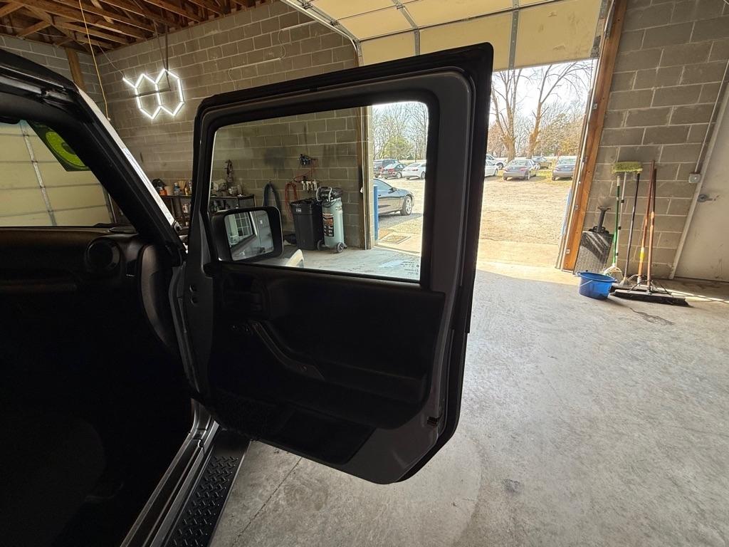 Jeep Wrangler Unlimited Sport 4WD 2015