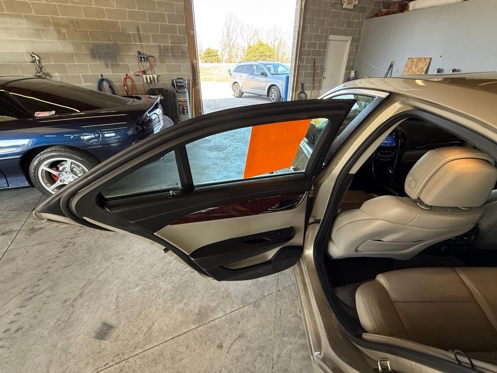 Cadillac ATS 2.0L Luxury AWD 2014