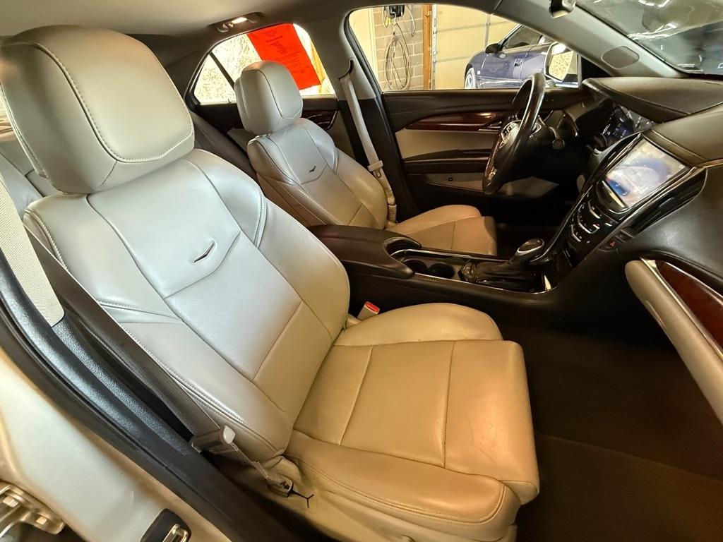 Cadillac ATS 2.0L Luxury AWD 2014