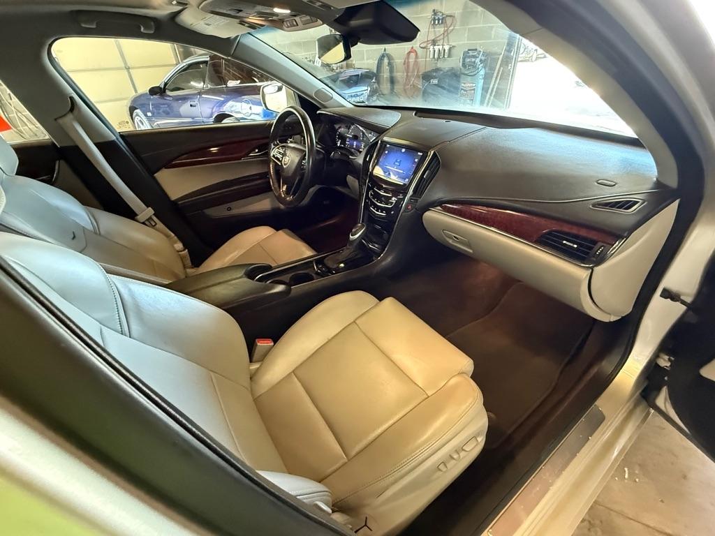 Cadillac ATS 2.0L Luxury AWD 2014