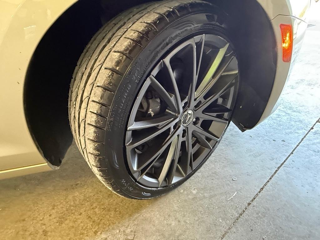 Cadillac ATS 2.0L Luxury AWD 2014