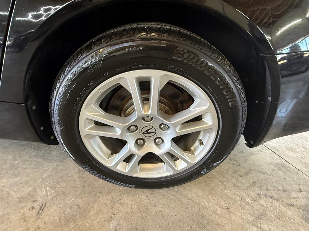 Acura TL 5-Speed AT with Tech Package 2011