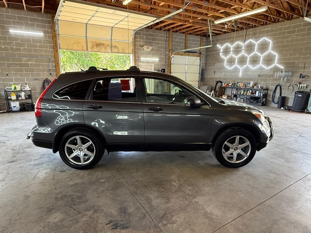 Honda CR-V LX 4WD 5-Speed AT 2011