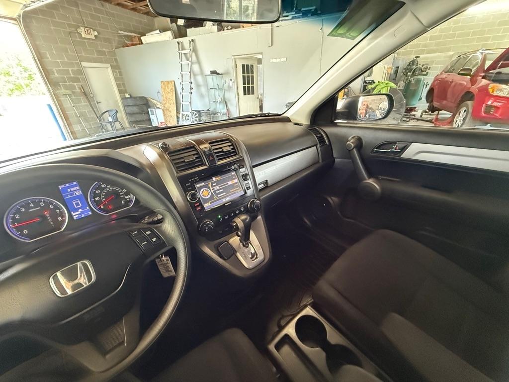 Honda CR-V LX 4WD 5-Speed AT 2011