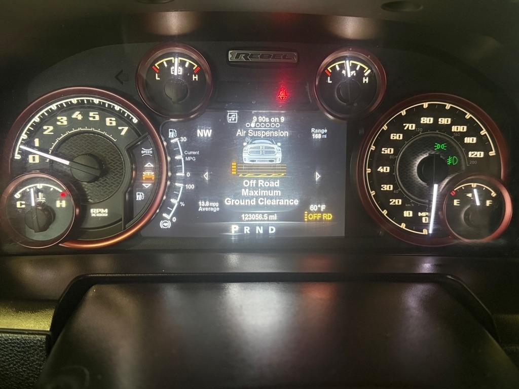 RAM 1500 Rebel Crew Cab SWB 4WD 2017