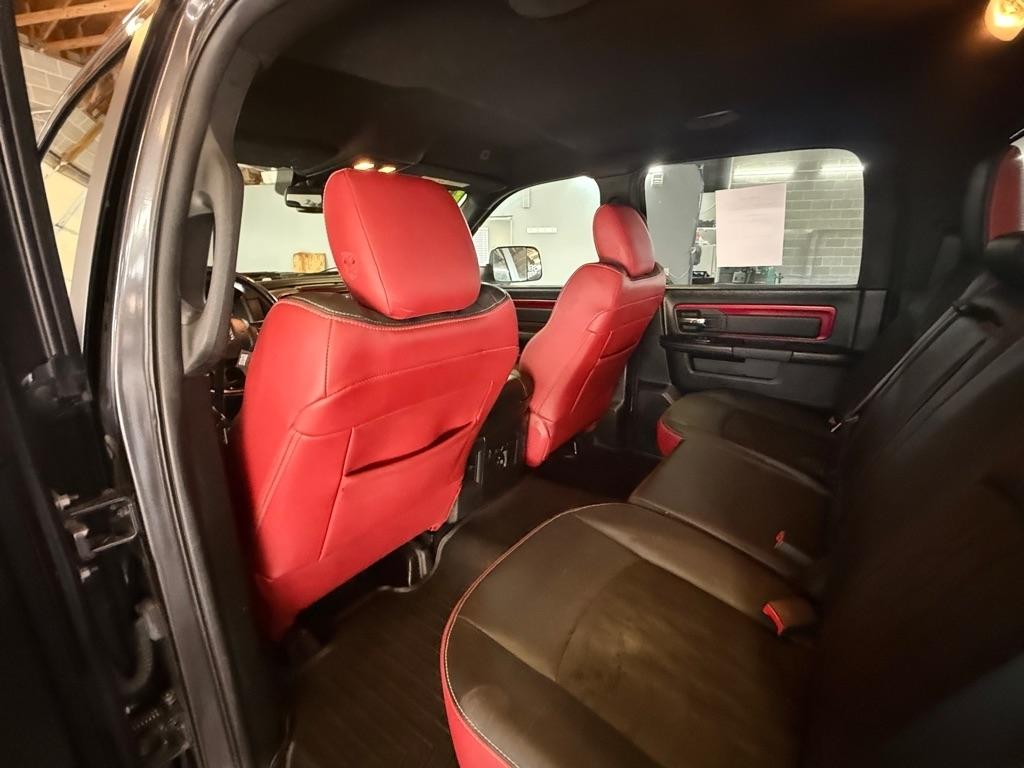 RAM 1500 Rebel Crew Cab SWB 4WD 2017