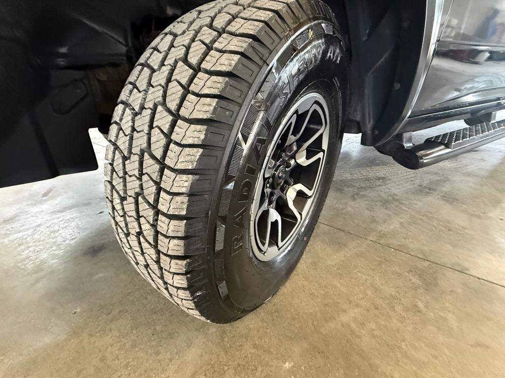 RAM 1500 Rebel Crew Cab SWB 4WD 2017