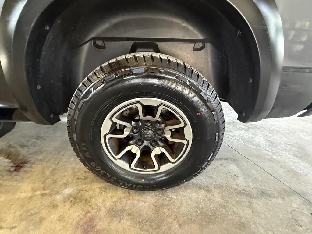 RAM 1500 Rebel Crew Cab SWB 4WD 2017