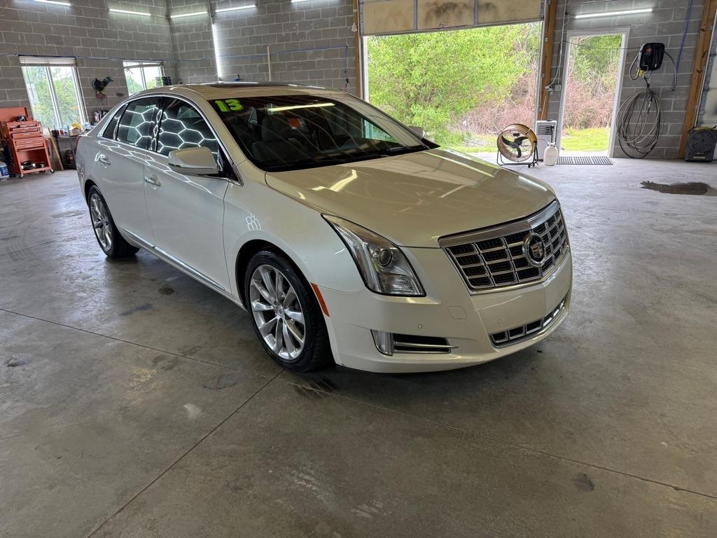 Cadillac XTS Premium 2013