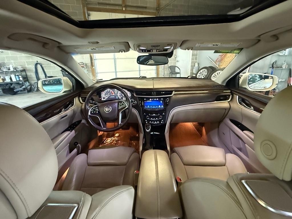 Cadillac XTS Premium 2013
