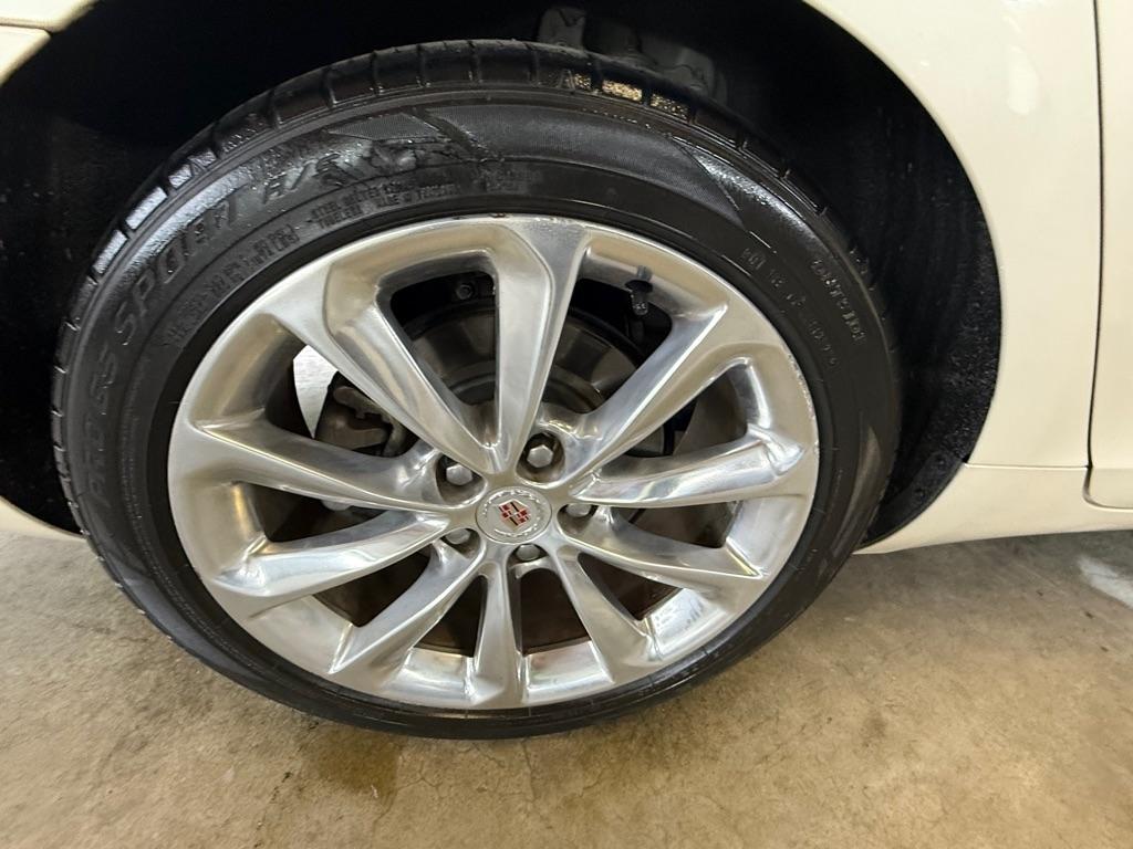 Cadillac XTS Premium 2013
