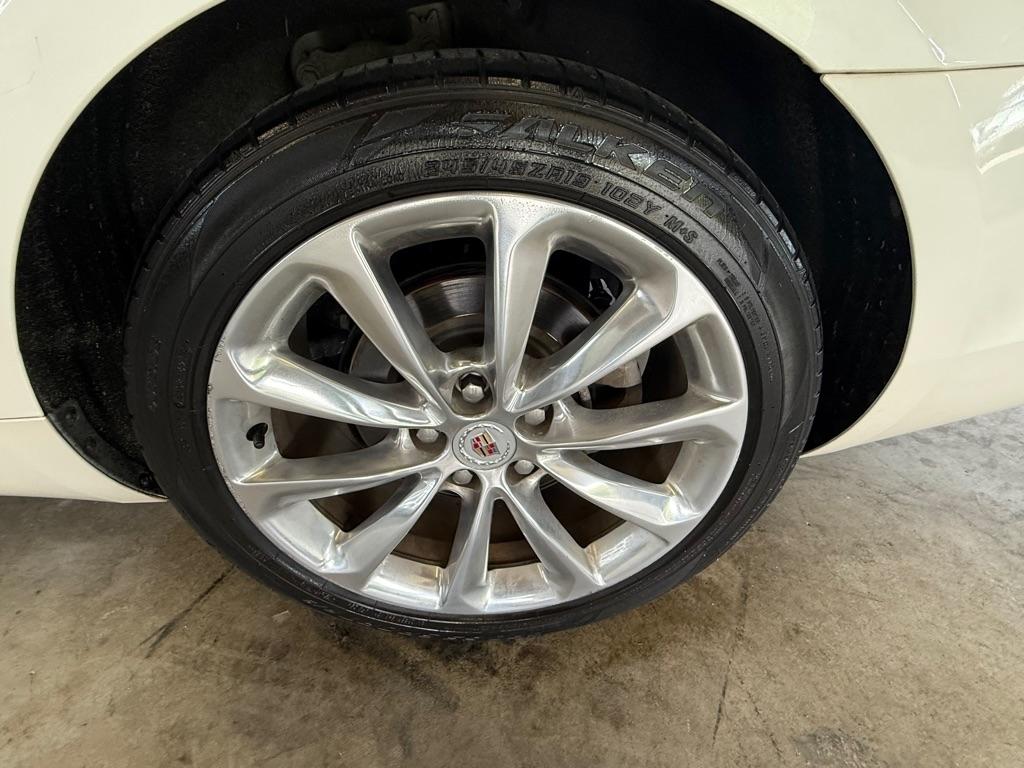 Cadillac XTS Premium 2013
