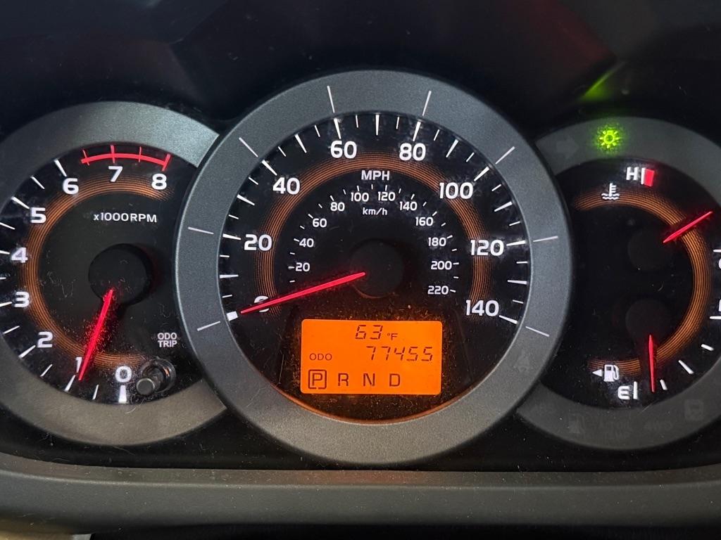 Toyota RAV4 Base I4 2WD 2012