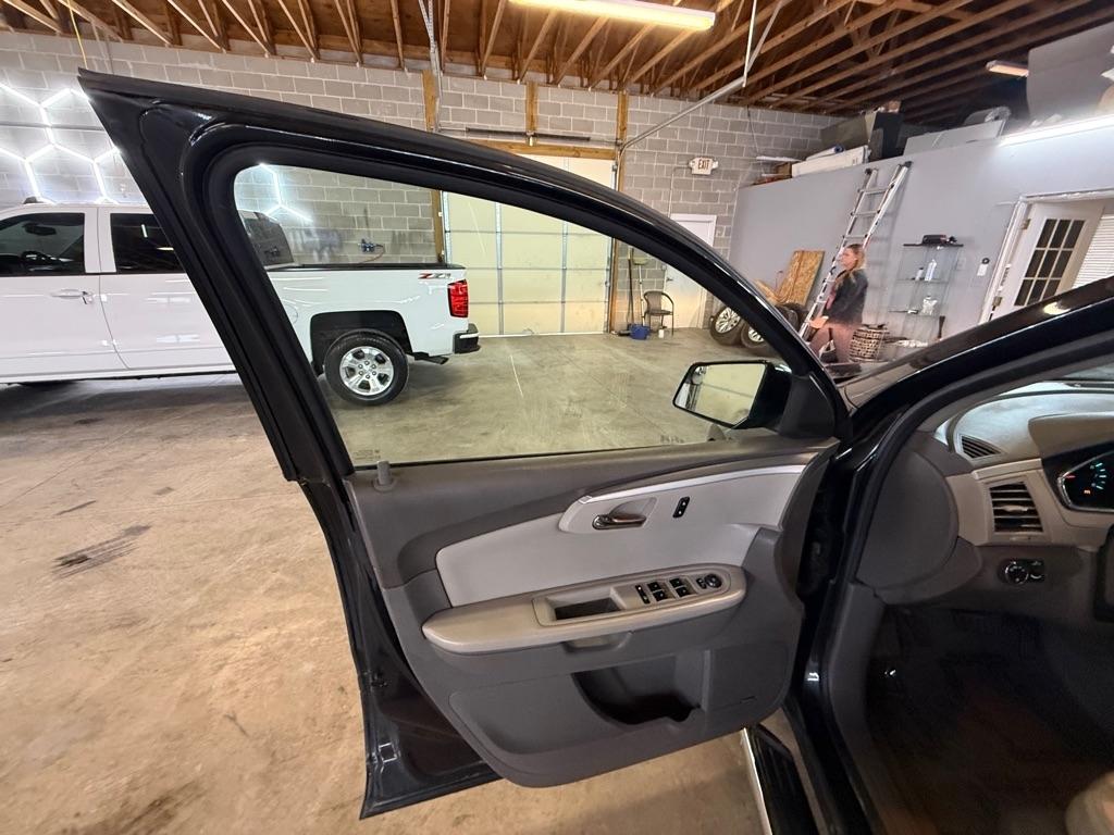 Chevrolet Traverse LT2 AWD 2010