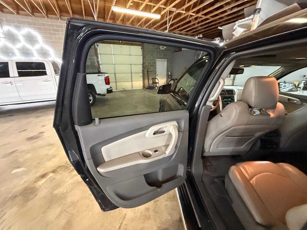 Chevrolet Traverse LT2 AWD 2010