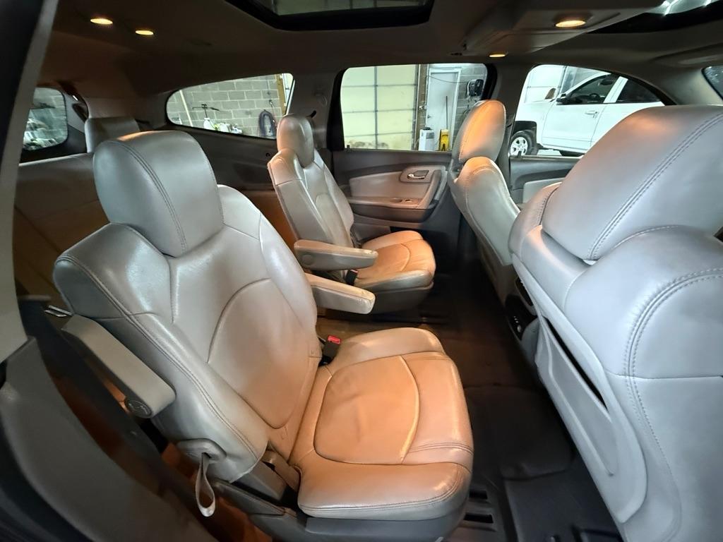 Chevrolet Traverse LT2 AWD 2010
