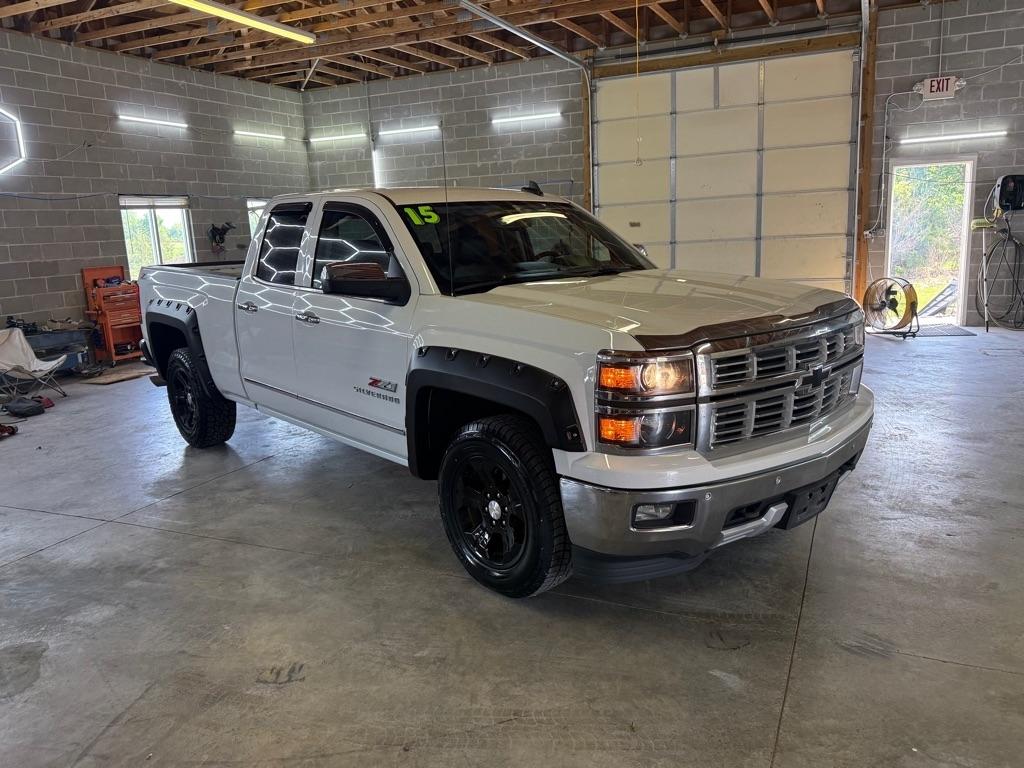 Chevrolet Silverado 1500 LTZ Double Cab Short Box 4WD 2015
