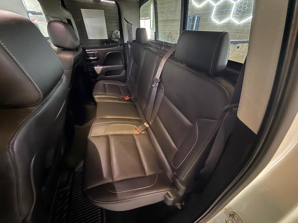 Chevrolet Silverado 1500 LTZ Double Cab Short Box 4WD 2015