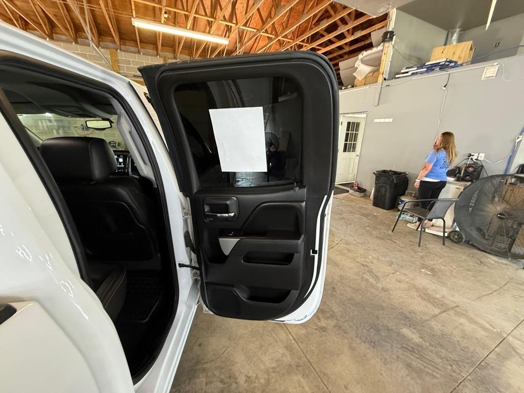 Chevrolet Silverado 1500 LTZ Double Cab Short Box 4WD 2015