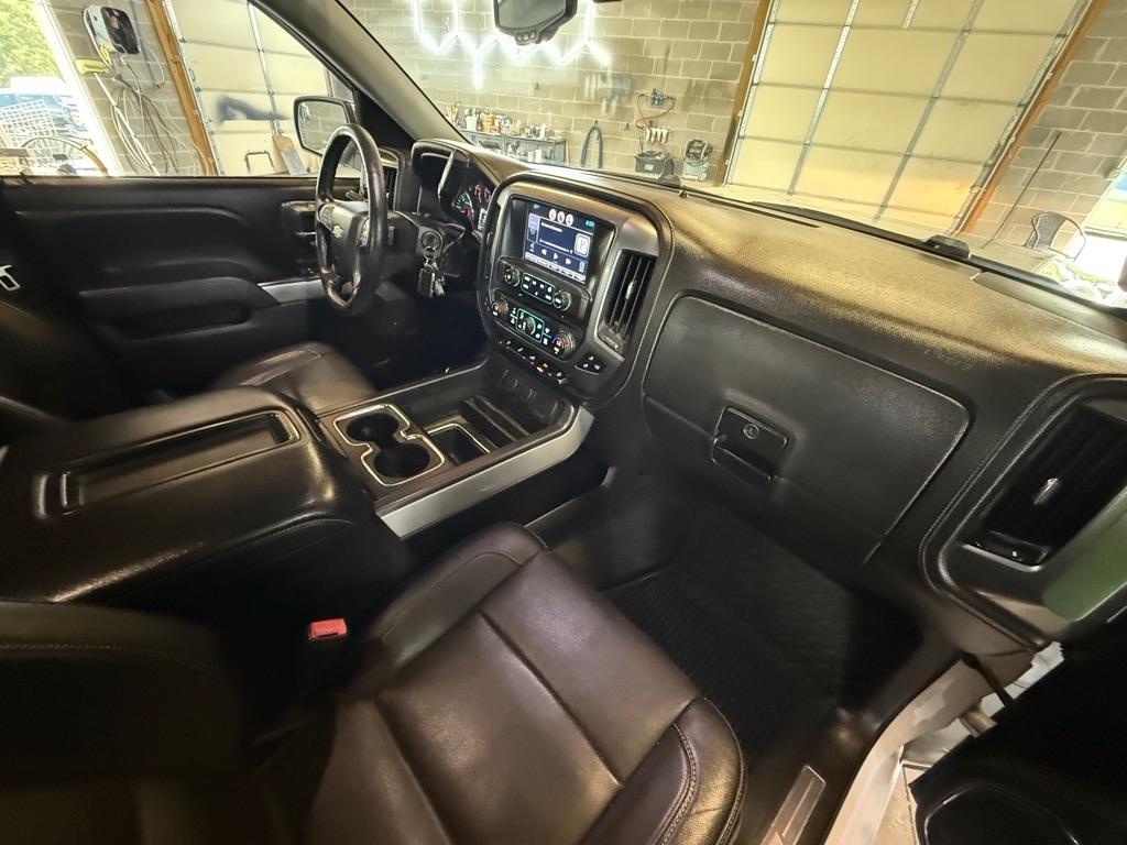 Chevrolet Silverado 1500 LTZ Double Cab Short Box 4WD 2015