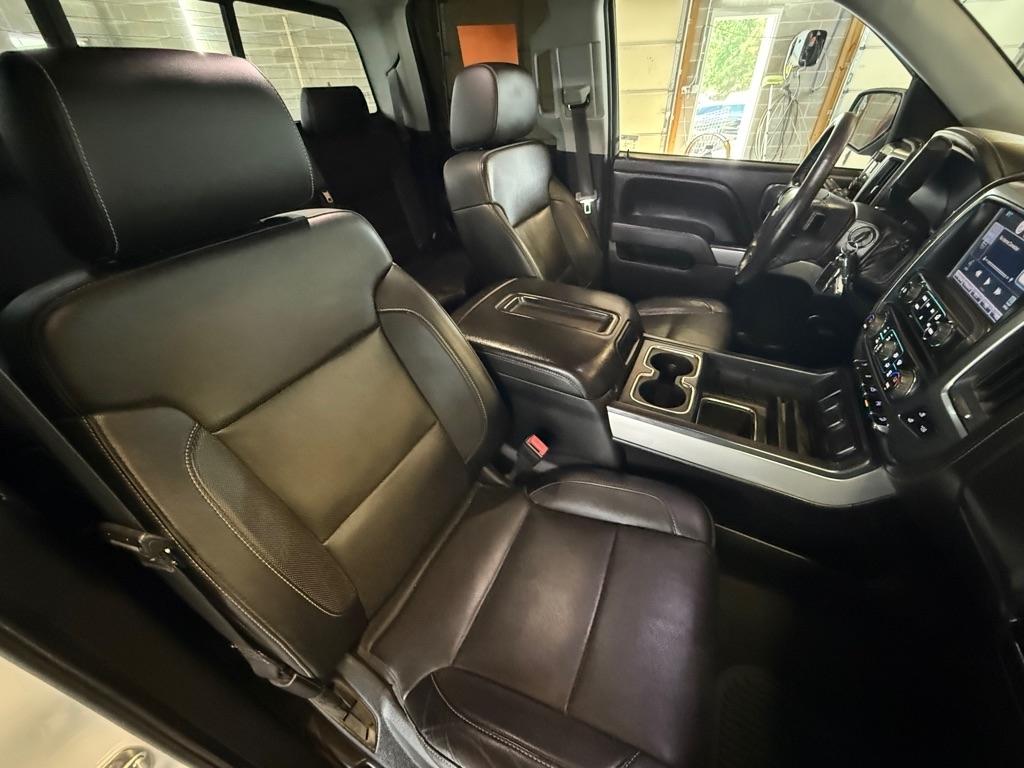 Chevrolet Silverado 1500 LTZ Double Cab Short Box 4WD 2015