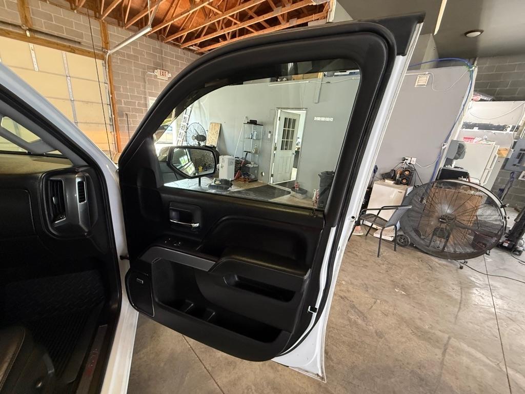 Chevrolet Silverado 1500 LTZ Double Cab Short Box 4WD 2015