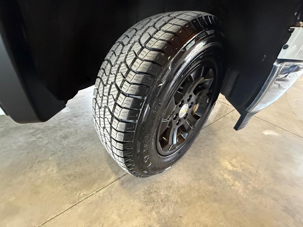 Chevrolet Silverado 1500 LTZ Double Cab Short Box 4WD 2015