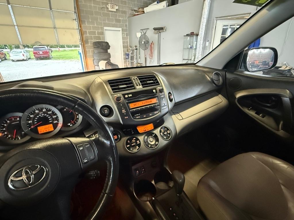 Toyota RAV4 Limited I4 4WD 2010
