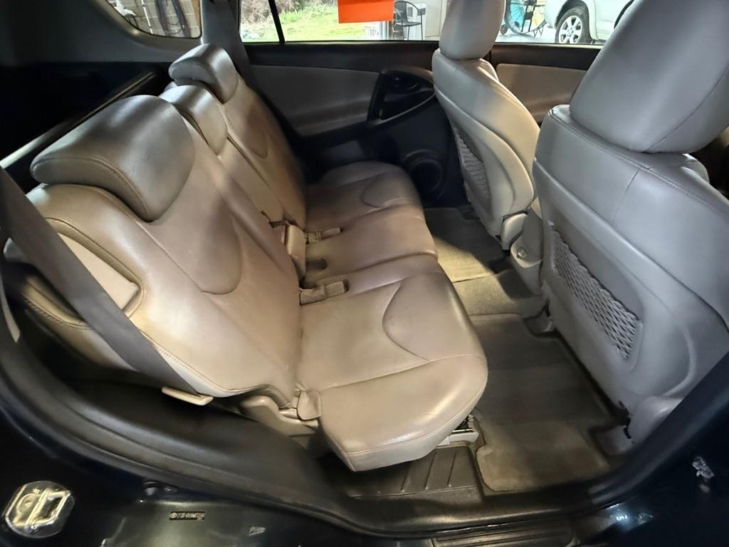 Toyota RAV4 Limited I4 4WD 2010