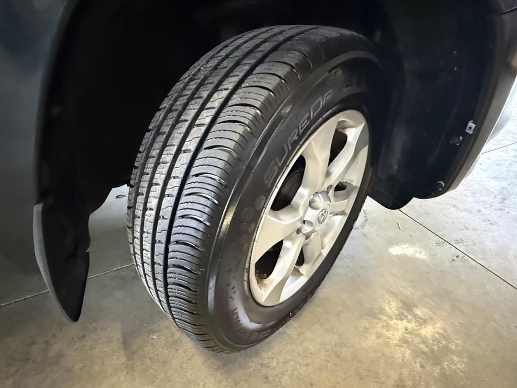 Toyota RAV4 Limited I4 4WD 2010