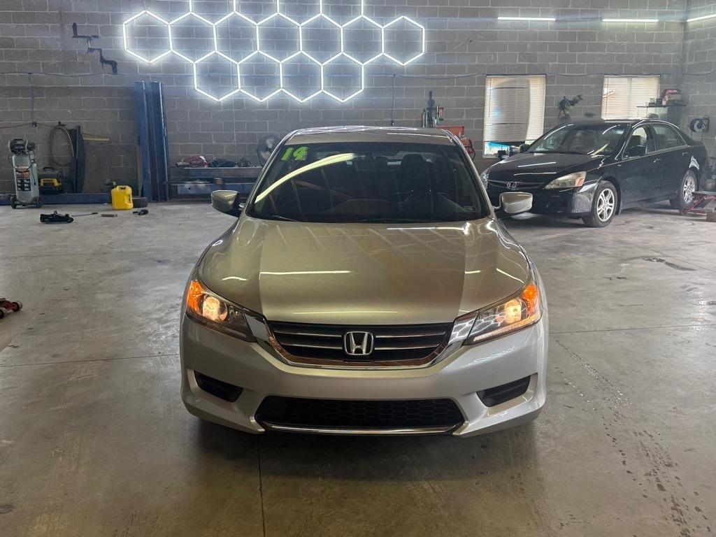 Honda Accord LX Sedan 6-Spd MT 2014
