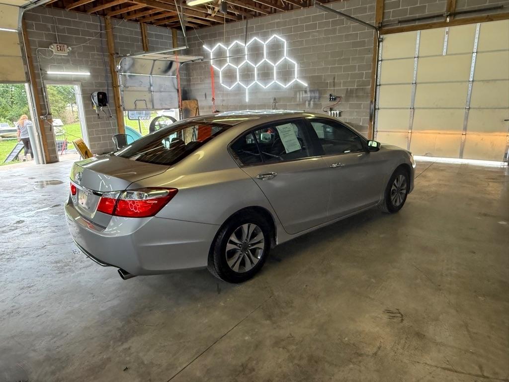 Honda Accord LX Sedan 6-Spd MT 2014