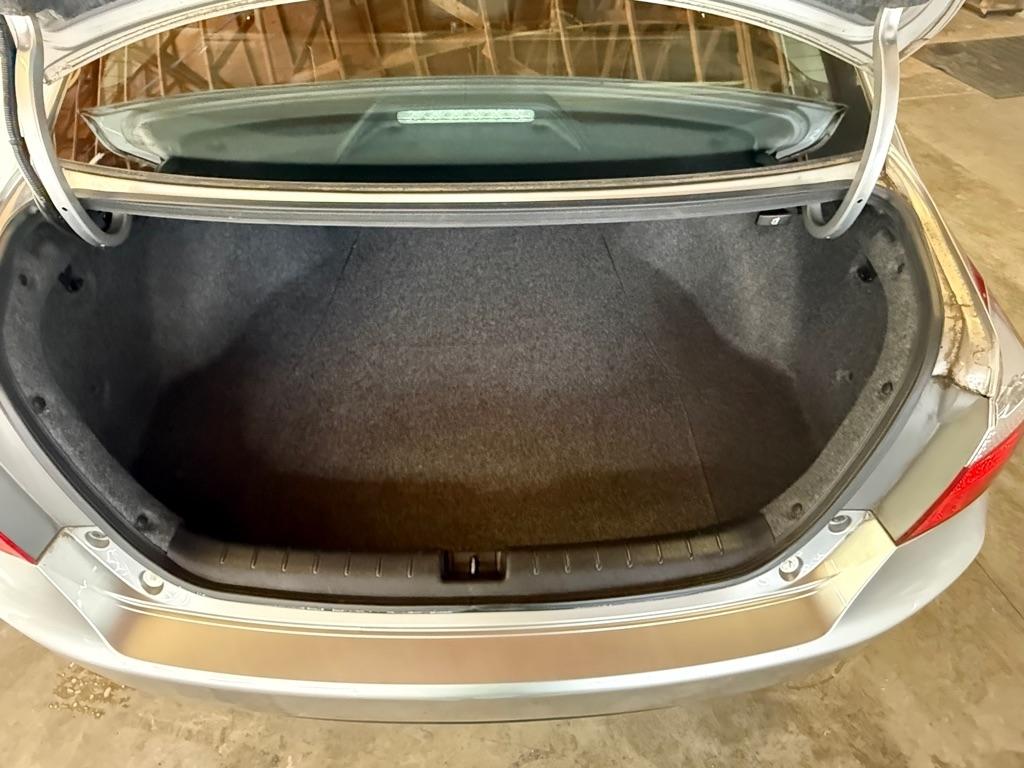 Honda Accord LX Sedan 6-Spd MT 2014