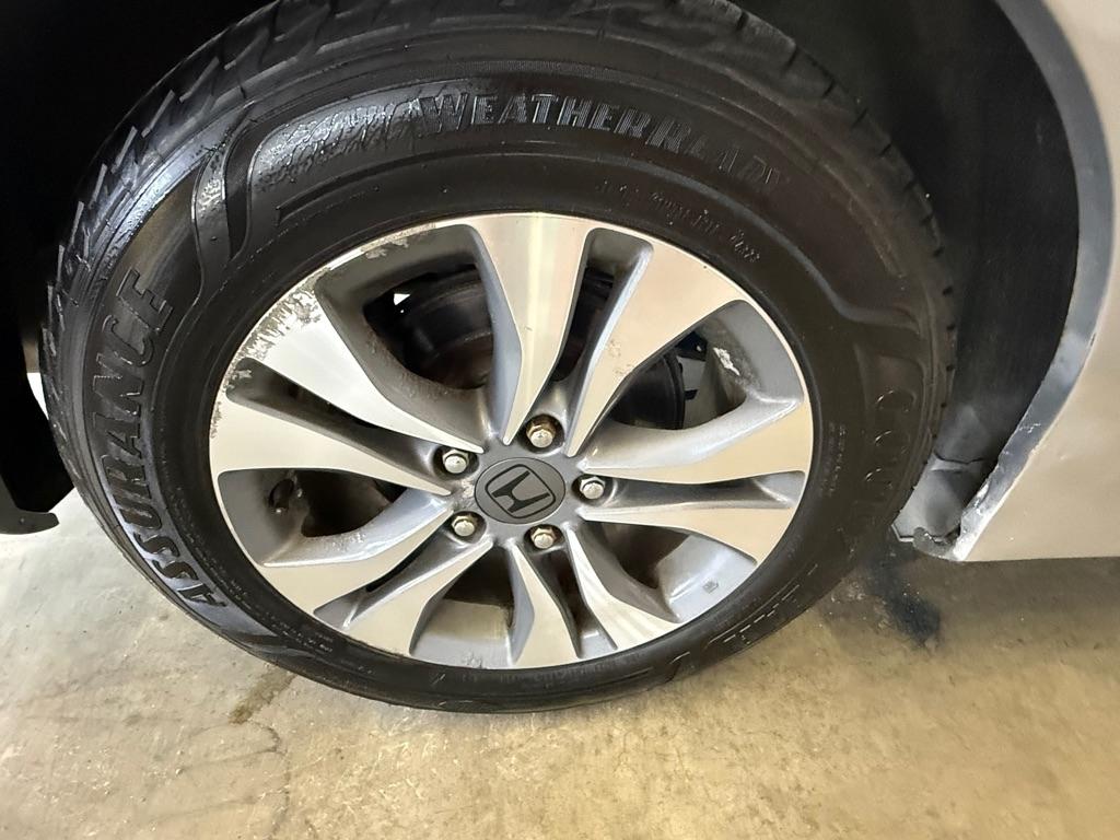 Honda Accord LX Sedan 6-Spd MT 2014