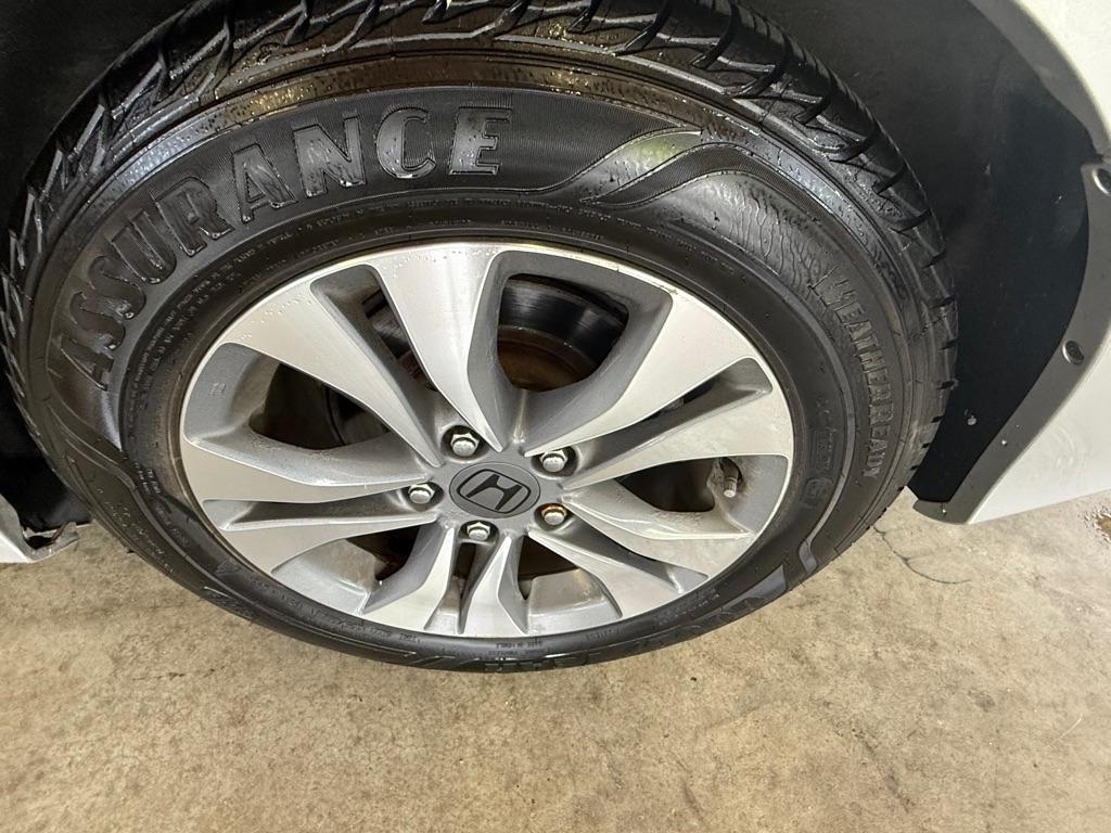 Honda Accord LX Sedan 6-Spd MT 2014
