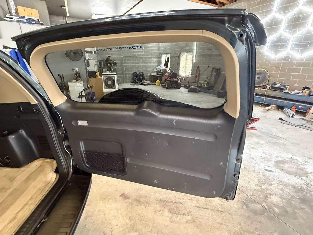 Toyota RAV4 Base I4 2WD 2010