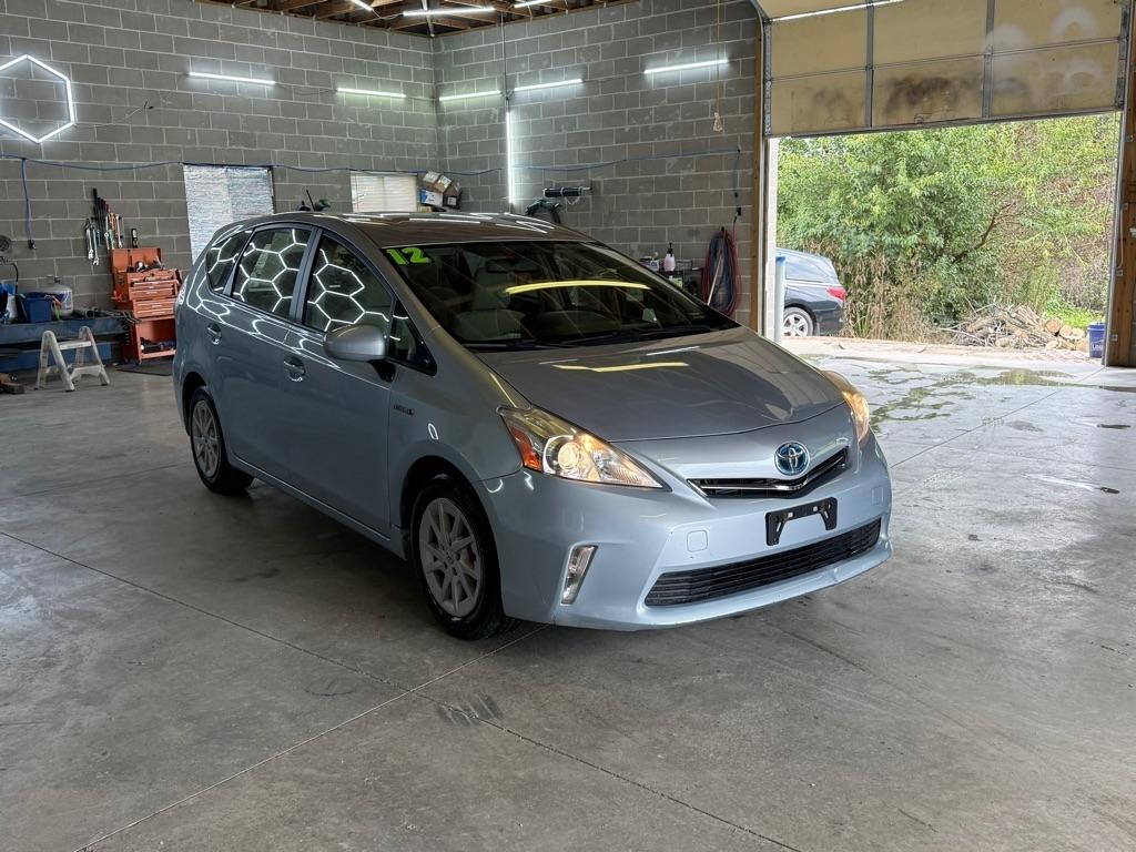 Toyota Prius V Two 2012