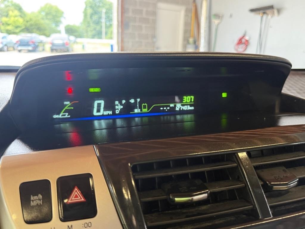 Toyota Prius V Two 2012