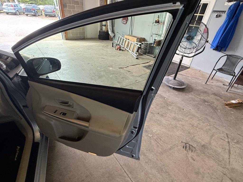 Toyota Prius V Two 2012